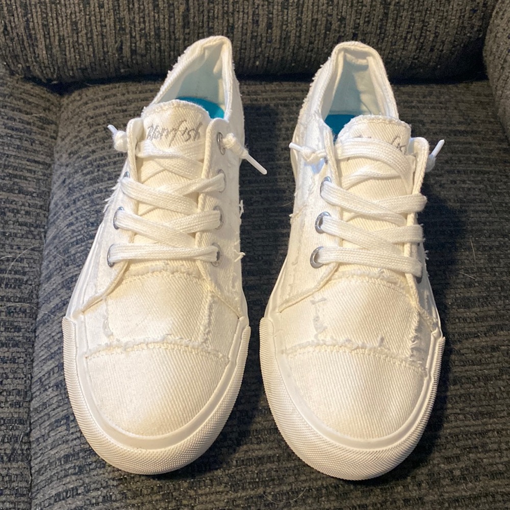 Blowfish slip on tennis shoes